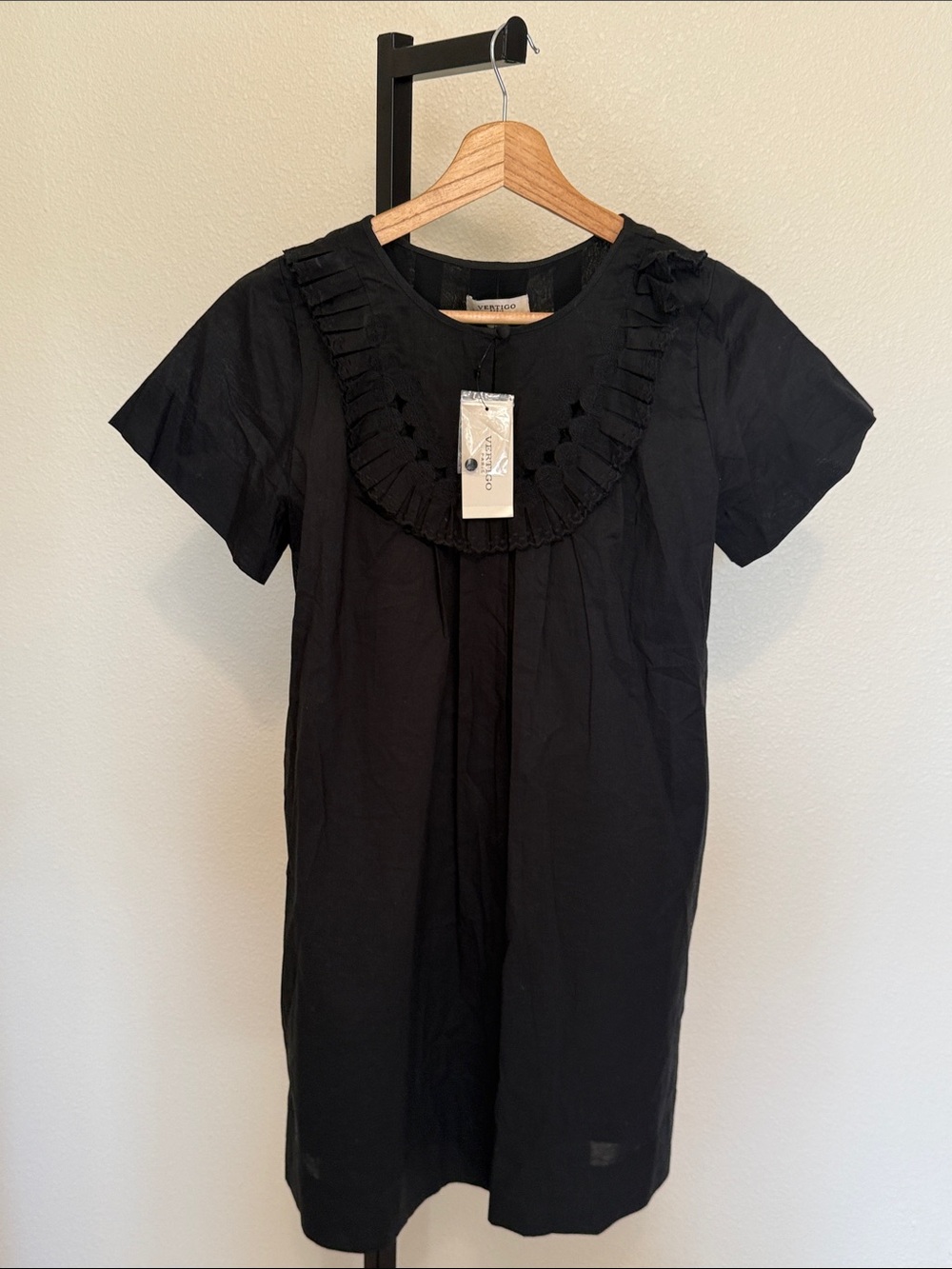 Vertigo Paris Black Short-Sleeve Ruffle Collar Dress